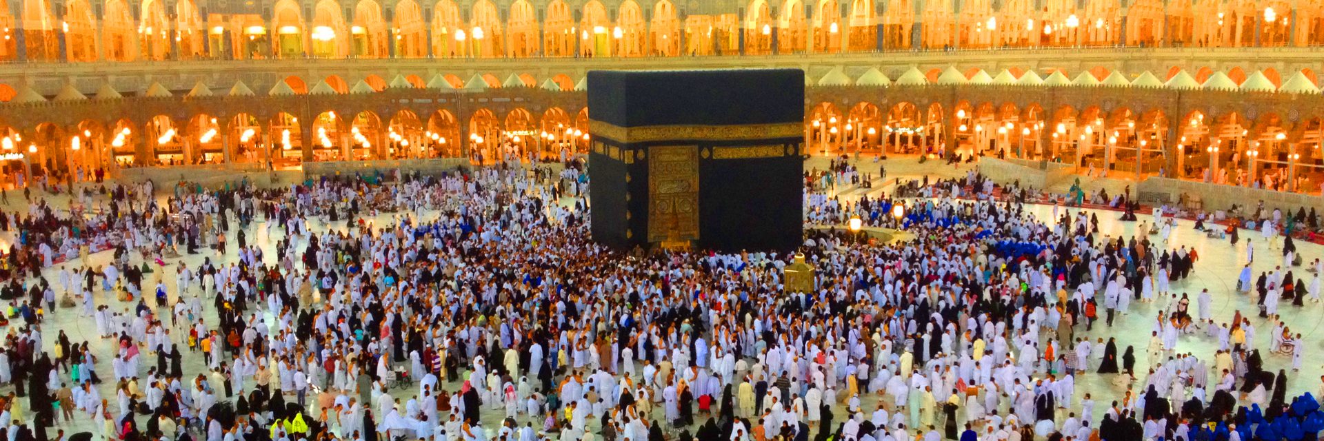 Hajj & Umrah Packages — Book by Phone | Fond Travels