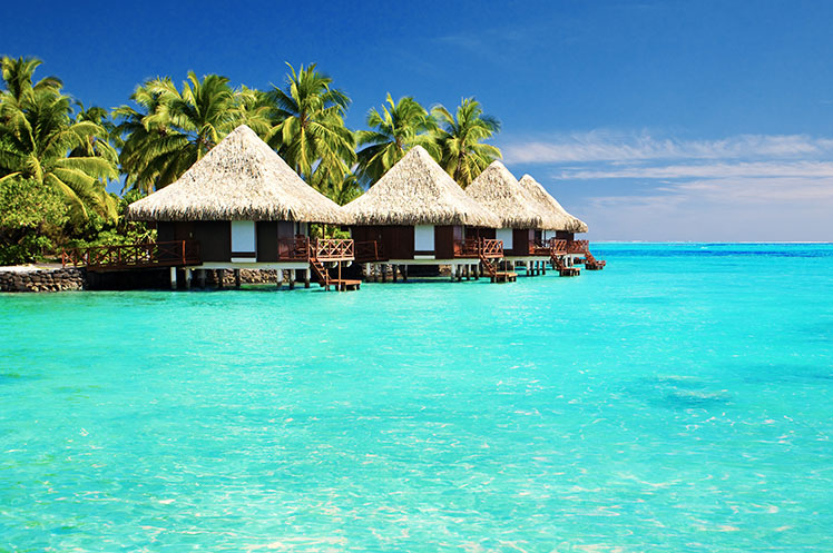 American Airlines New Routes for Summer Vacation